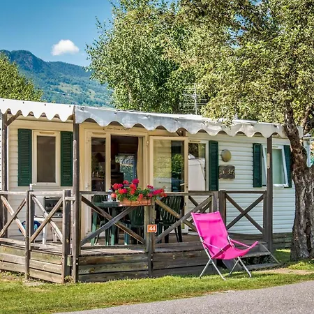 Campingplatz Mobil-home Avec Terrasse - 4 Pers. - Api-1-52-2000 Grand-Aigueblanche