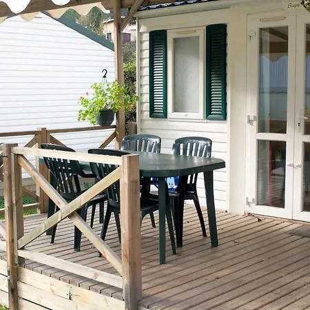 Mobil-home Avec Terrasse - 4 Pers. - Api-1-52-2000 Grand-Aigueblanche